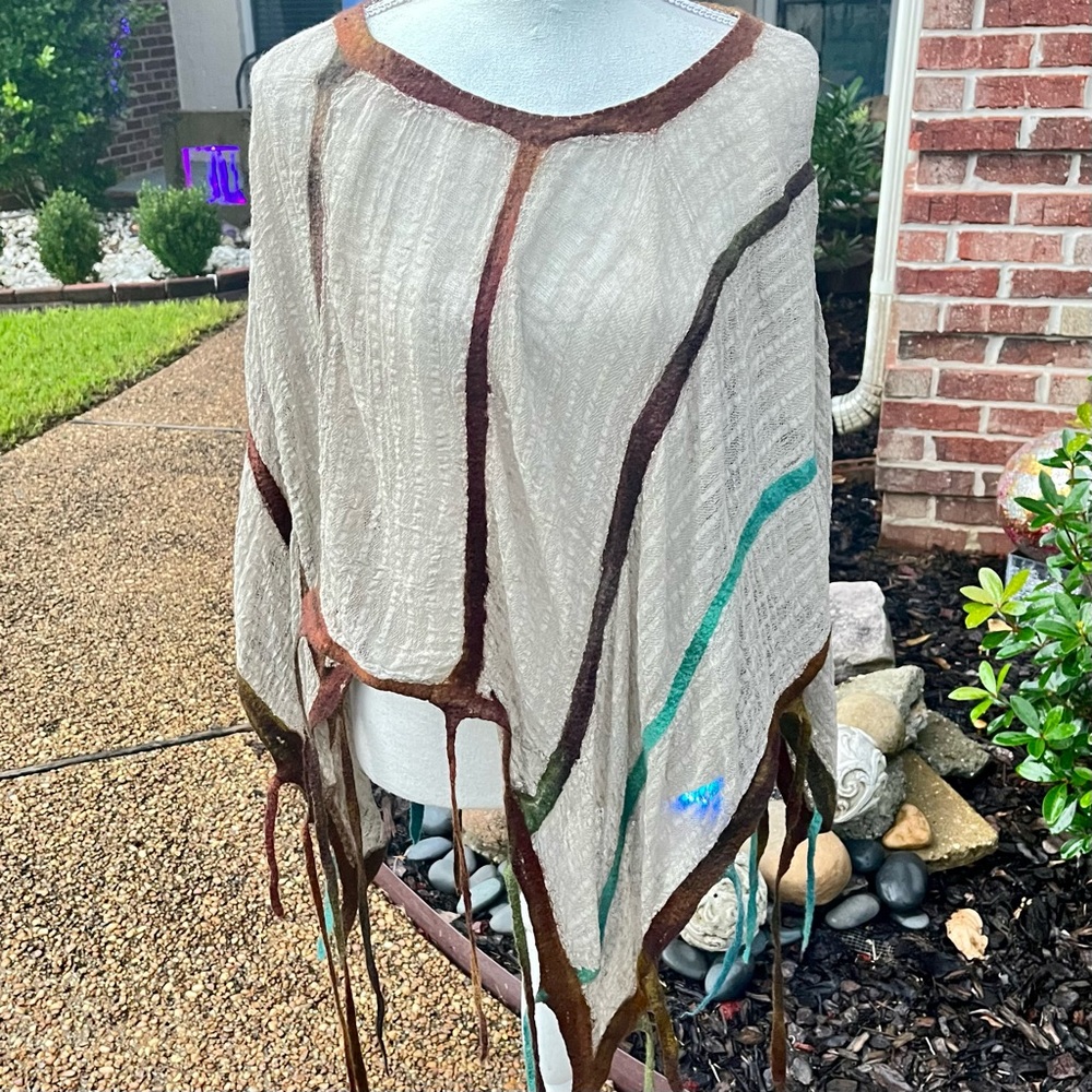 Kami Watson Studio Hand Felted Shawl; OSFM, NWT!